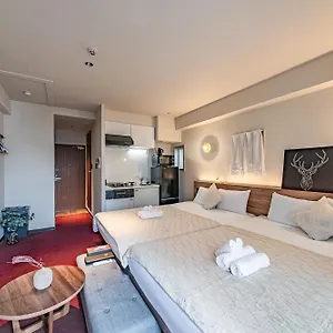 11 Shinsaibashi Amemura Guest house