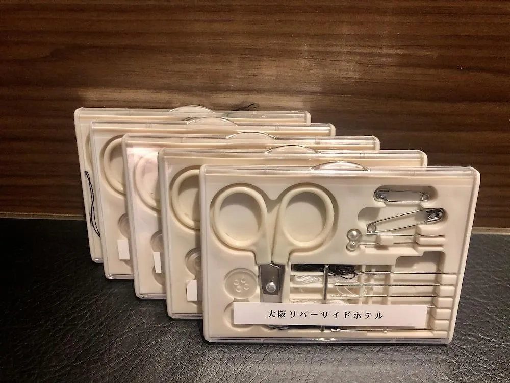 Osaka Riverside Hotel 4*,